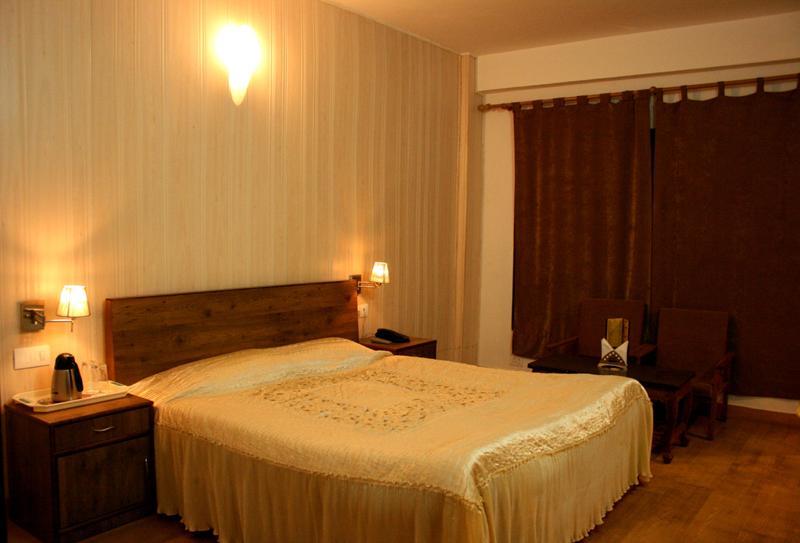 Hotel Bombay Palace Dalhousie Δωμάτιο φωτογραφία